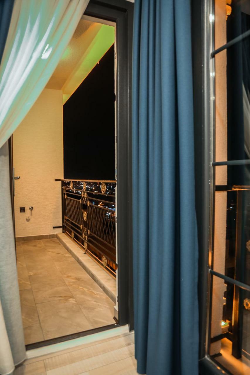 White Golden Suite Hotel トラブゾン エクステリア 写真
